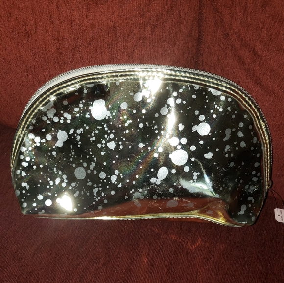 NWT Victoria's Secret Cosmetic Bag - Picture 4 of 8